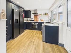 Photo 7- click for photo gallery